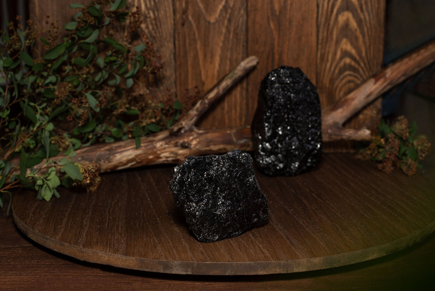 Turmalinas Šerlas – ~0,5kg - www.Kristalai.eu