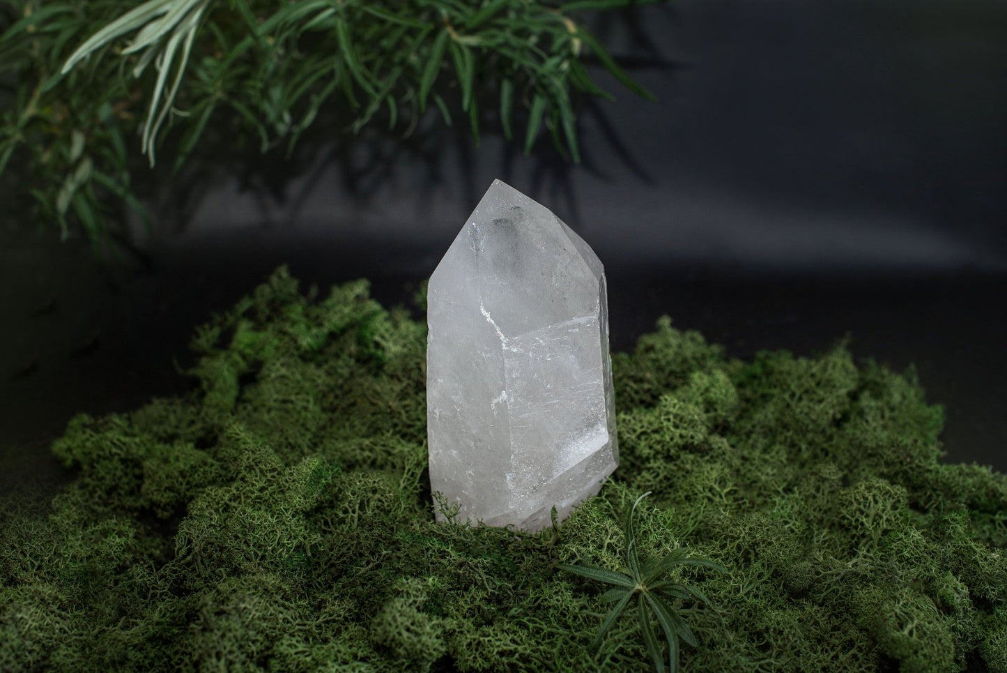 Kalnų krištolas – Kristalas 0.5 - 1kg - www.Kristalai.eu