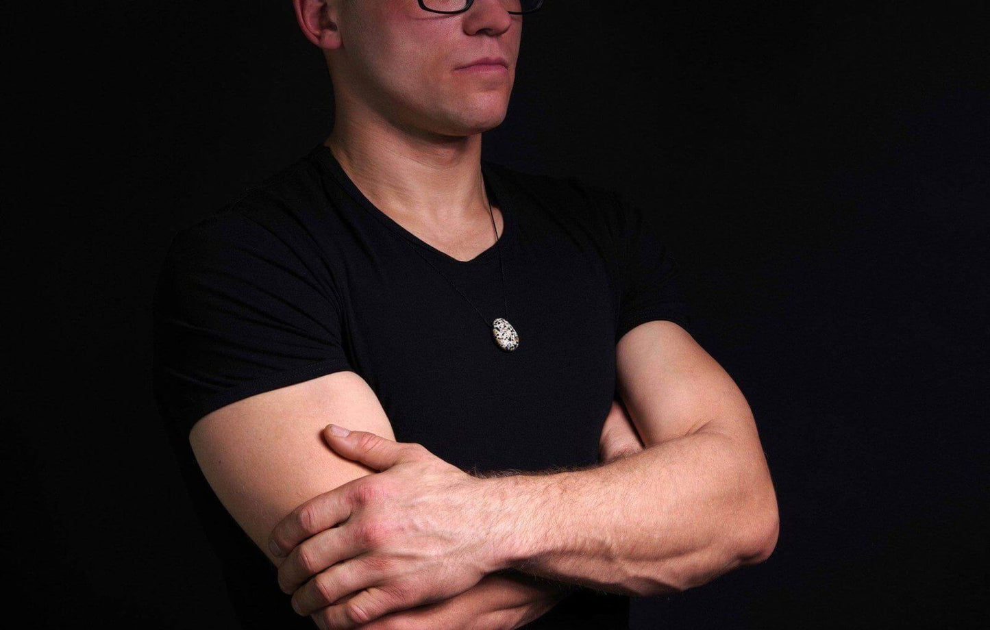 Dalmantino jaspis pakabukas – Lašas - www.Kristalai.eu