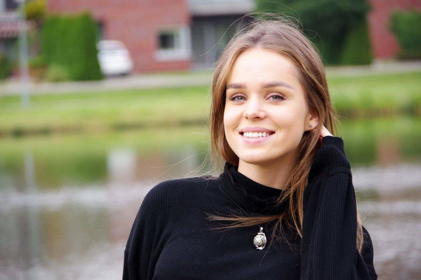 Dalmantino jaspis pakabukas sfera – 20mm - www.Kristalai.eu