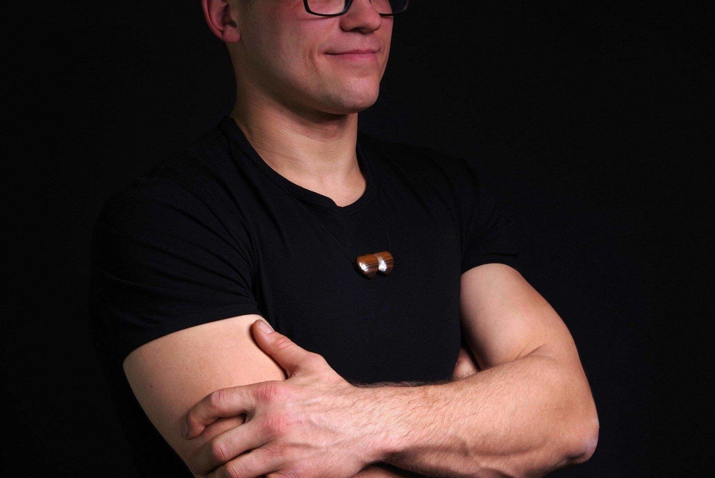 Geležinė tigro akis pakabukas – Širdutės - www.Kristalai.eu