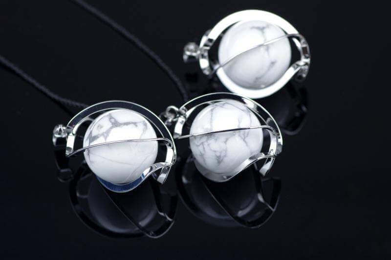 Houlitas pakabukas sfera – 20mm - www.Kristalai.eu