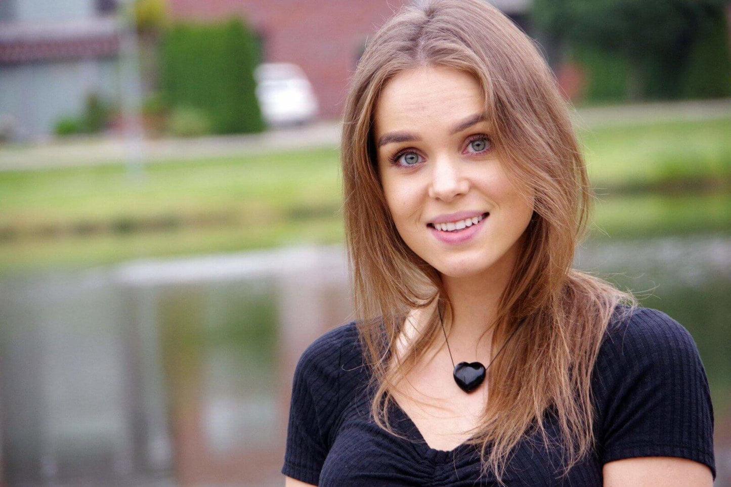 Juodasis oniksas pakabukas – Širdutė - www.Kristalai.eu