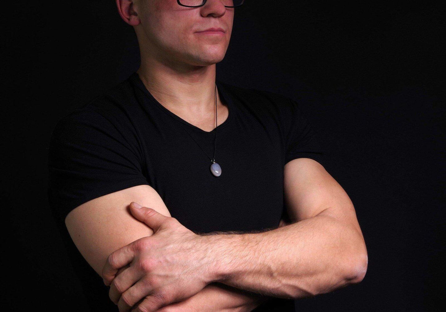 Pilkasis agatas pakabukas – Akmenukas - www.Kristalai.eu