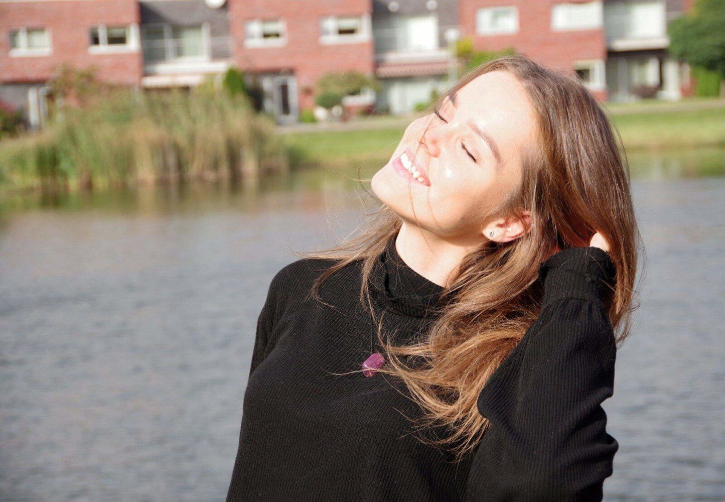 Rubinas pakabukas – Unikalūs - www.Kristalai.eu