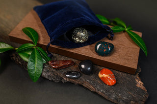 Kristalų rinkinys Savybėms