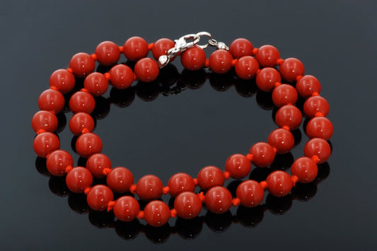 Raudonasis jaspis karoliai – 8mm 45cm - www.Kristalai.eu