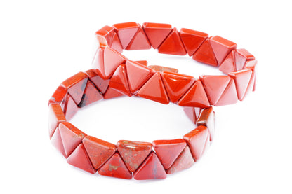 Raudonas jaspis apyrankė – Trikampėliai