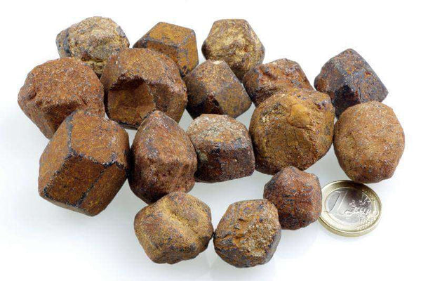 Granatas – neapdirbtas - www.Kristalai.eu