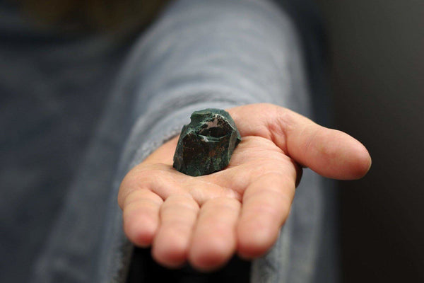 Heliotropas – neapdirbtas - www.Kristalai.eu