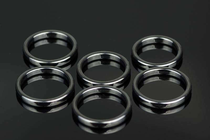 Hematitas žiedas– 3mm plokščias - www.Kristalai.eu