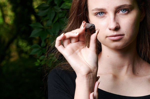 Mahagoninis obsidianas – neapdirbtas - www.Kristalai.eu