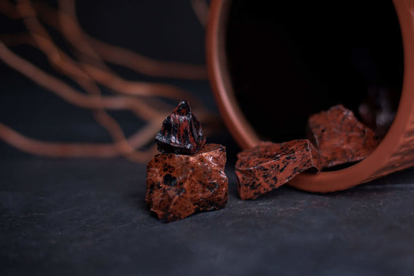 Mahagoninis obsidianas – neapdirbtas - www.Kristalai.eu