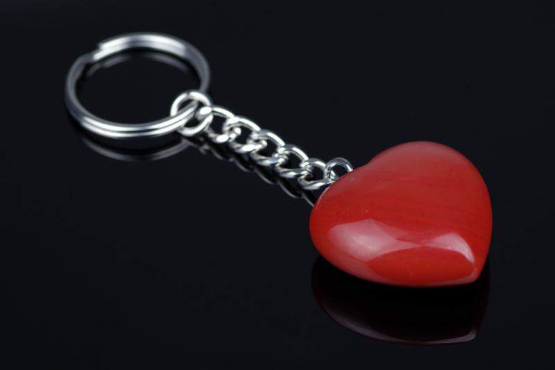 Raudonas jaspis raktų pakabukas – Širdis - www.Kristalai.eu